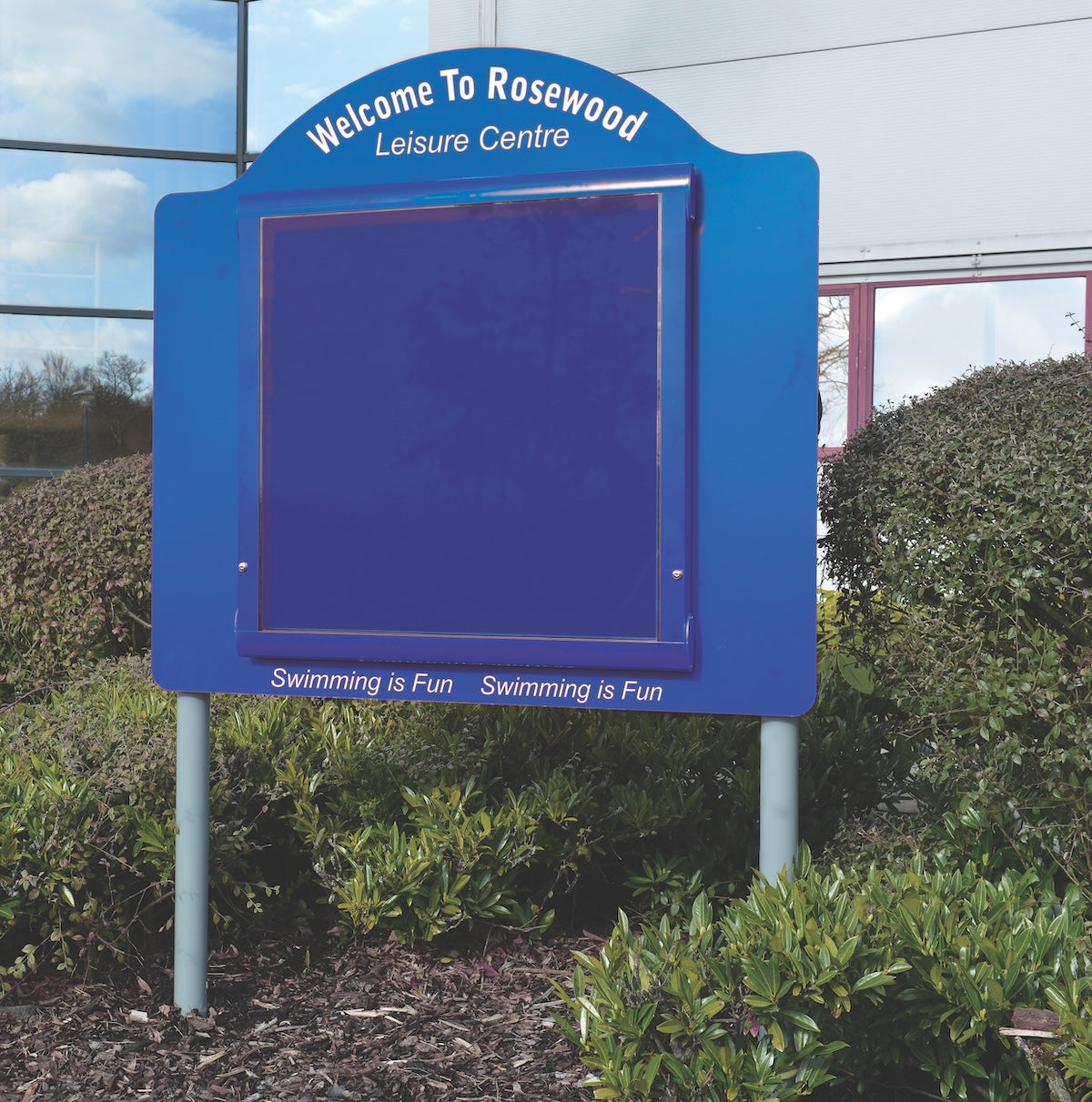 WeatherShield Contour Freestanding Outdoor Sign Sunken Post
